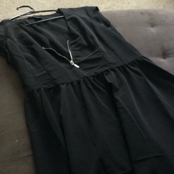 Skater Dress / H&M - Picture 2 of 3